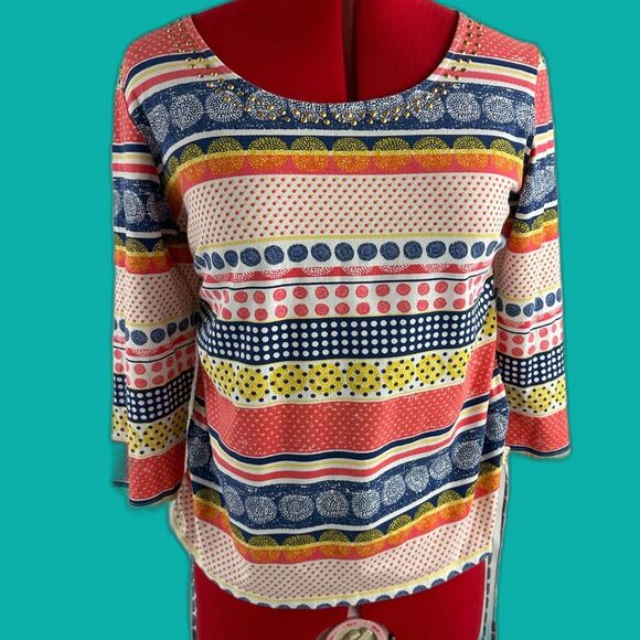 HEARTS OF PALM Medium M WOMEN'S SHIRT TOP Tee Stud Accent  BOLD colors Side Pull - Picture 1 of 11